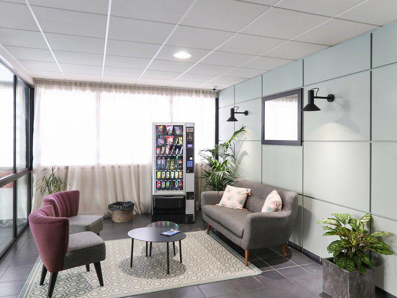 8B6B3589636AC78CE0C8F6EDE045E0CC