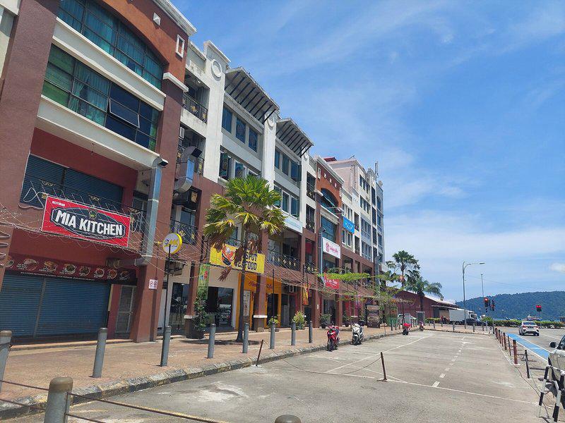 9D8D5C961697DAC9AF34396422EBB746