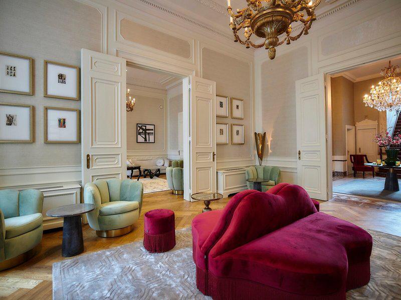 076EE1E122724741FD1EBF1298D8AB80