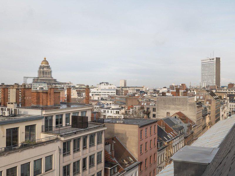 0B5076895DD526C0D8E0D02925996CA1