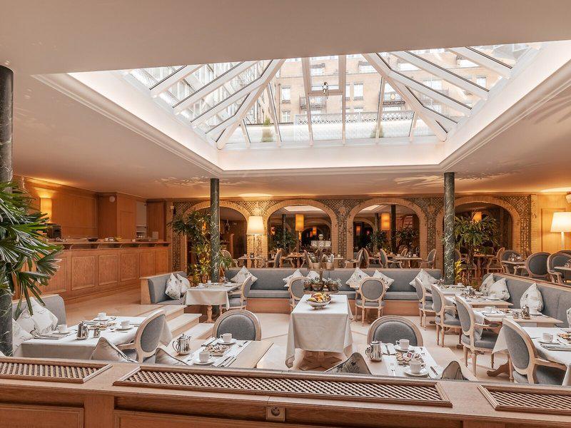 57F5260E261D40DD739916B3DDA7094B