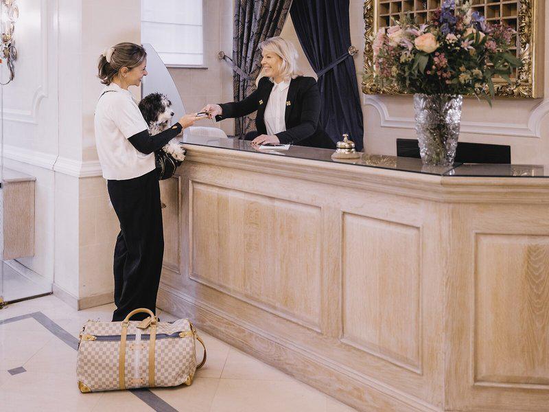 2521F5A9D22B1019D85D45BDEF939A73