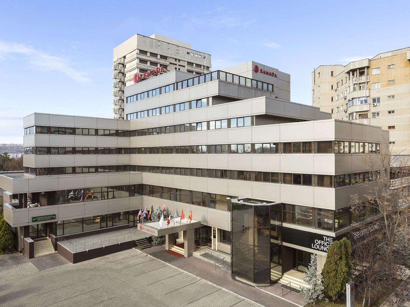 D579272560E8D4F2C8AB2C5A1D57C528