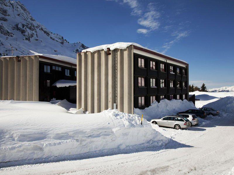 51F81751B254D4739053CD423D6CF801