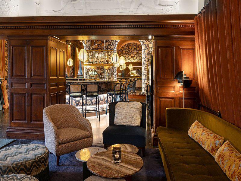 590825CE318FABEF5DB5E15428245F71