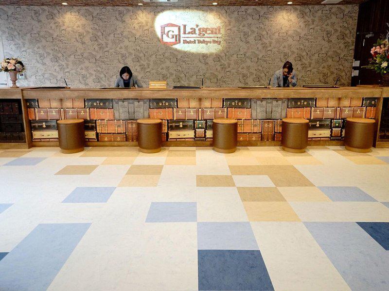 A5E5A5BA59F6EE3B843DEE93E9360400