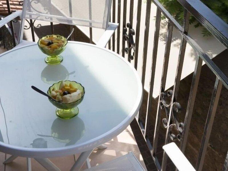 267D97E0493D9BB7FEB9F0200EA404B3