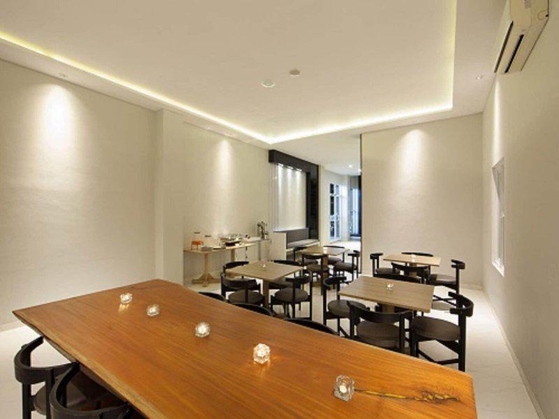 445315D26A8B234DCAC0431419EAC3AB