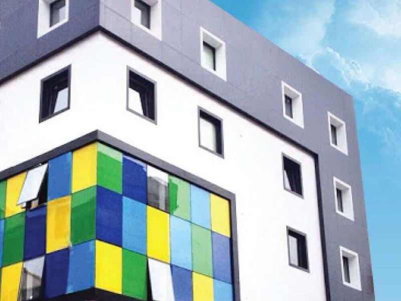 0E2DD5BAD85F7DAEFCCFAEE903E1B569