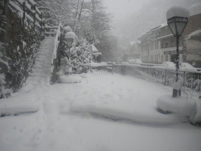 20B5504AEB3DA75B28B0480E92EA69FA