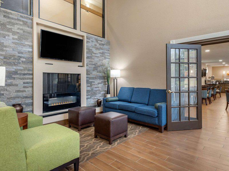 A5E6490CE00A0BA9EBC388C595E564A6