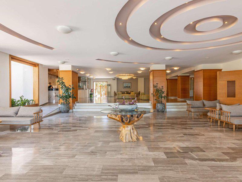 1823E8AB6B734EBD17844094EC42AACB