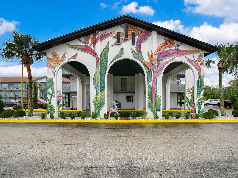 0647ABC5932D5527E36CF9F7324AA003