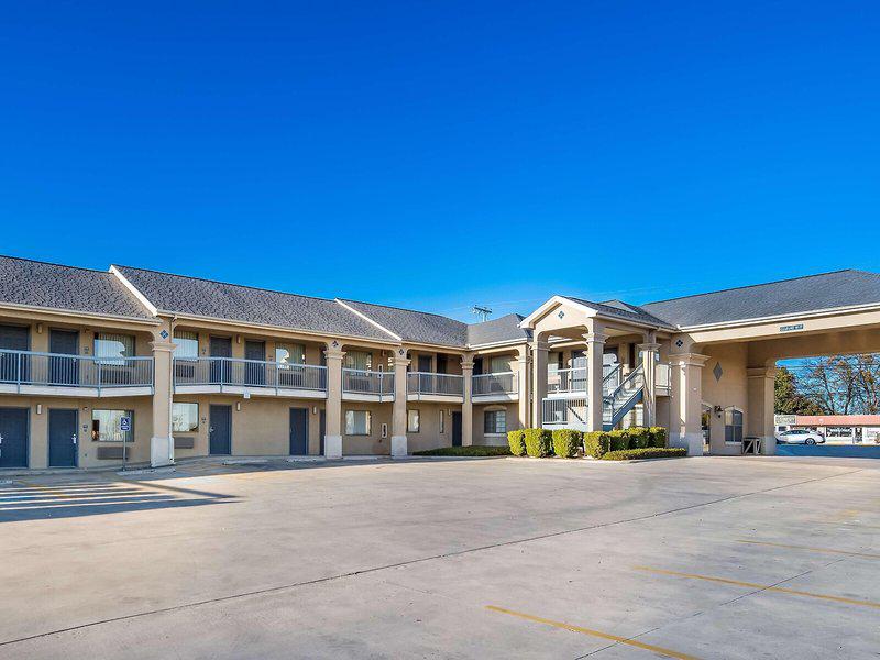 FB14E1E833CFAAE8E62B194BD3297970