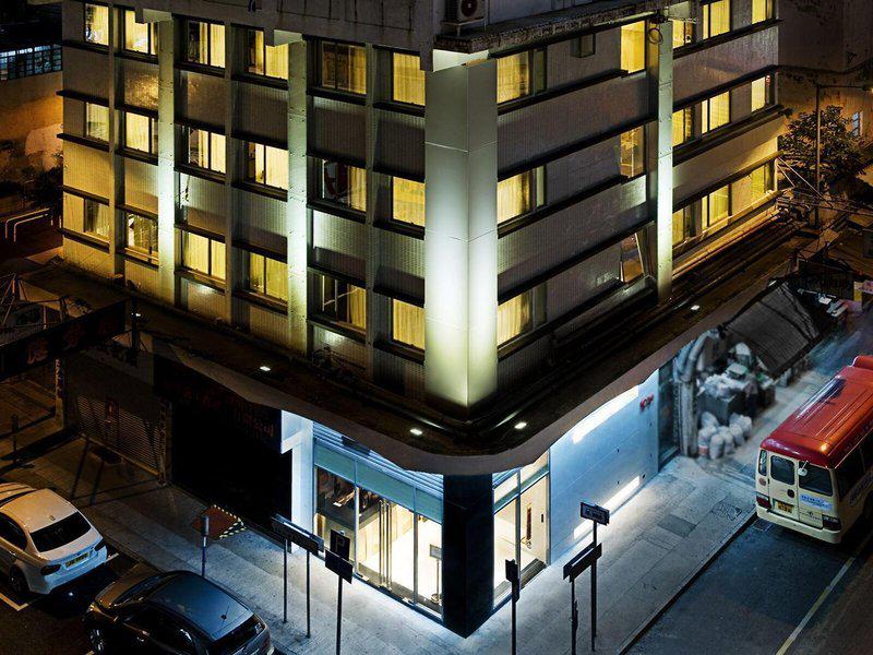 D5BA818F8ED52BF492FBF956322F8551