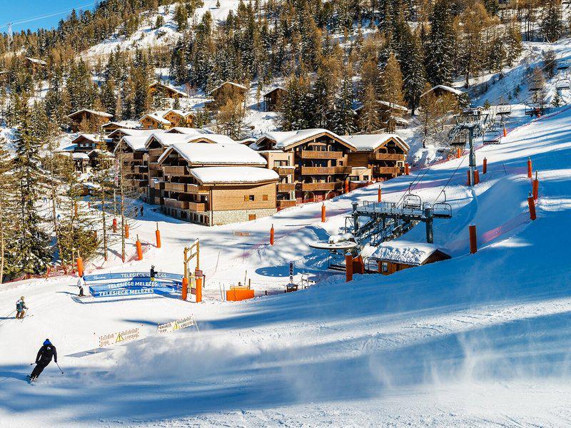 FDCFADFE581A1C0C94971E57A0AEB644