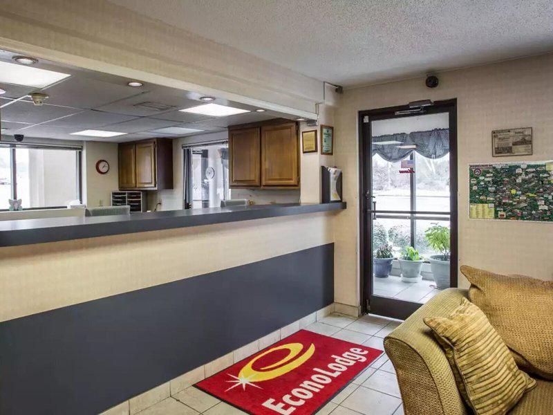 AC0FA19F17809EC4E177E5A8F5B3C7ED