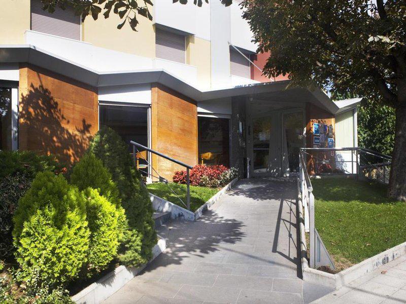 3DAF1F600D0AA7C38D2493006460849F