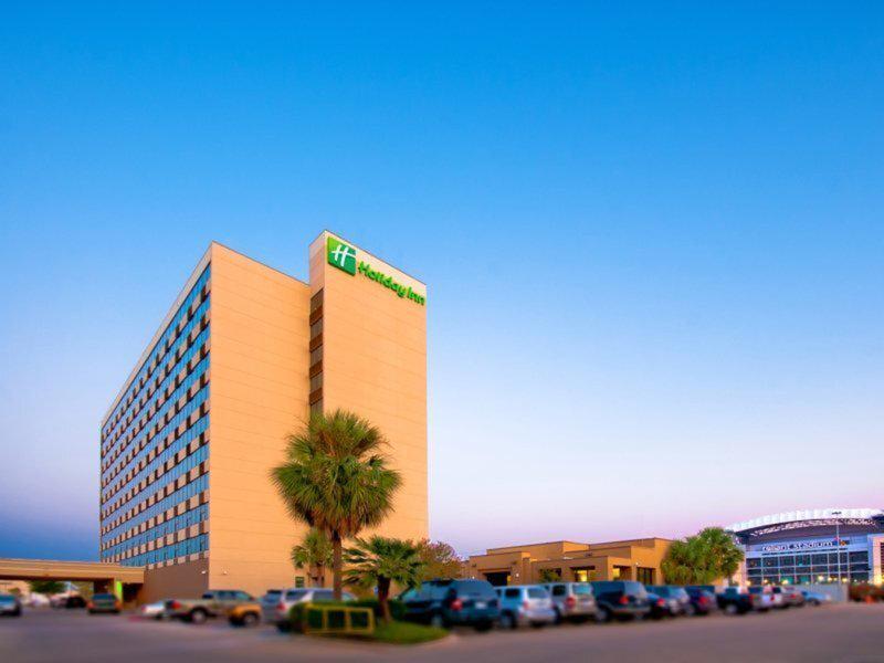 C2B659B1D86F22AEE220F560A9CE1B71