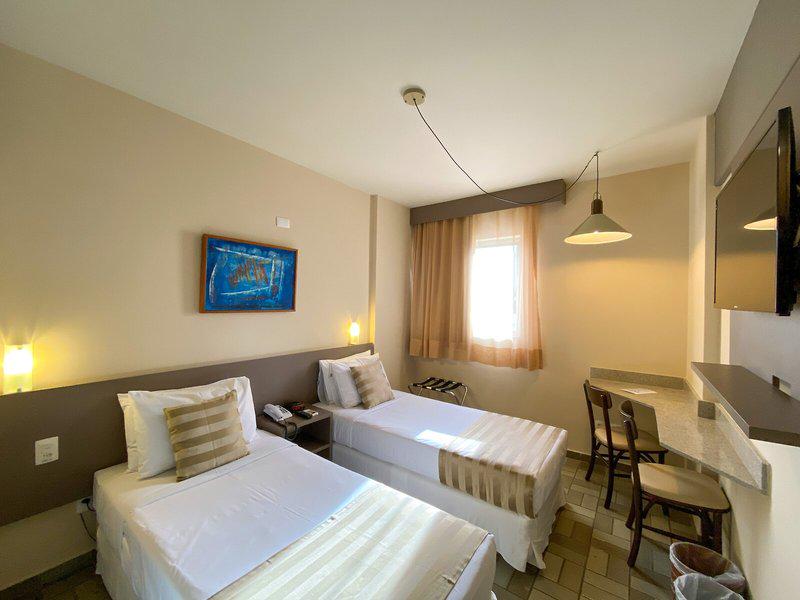 5B05B193D503BB92EA15CBE6F514EDEE