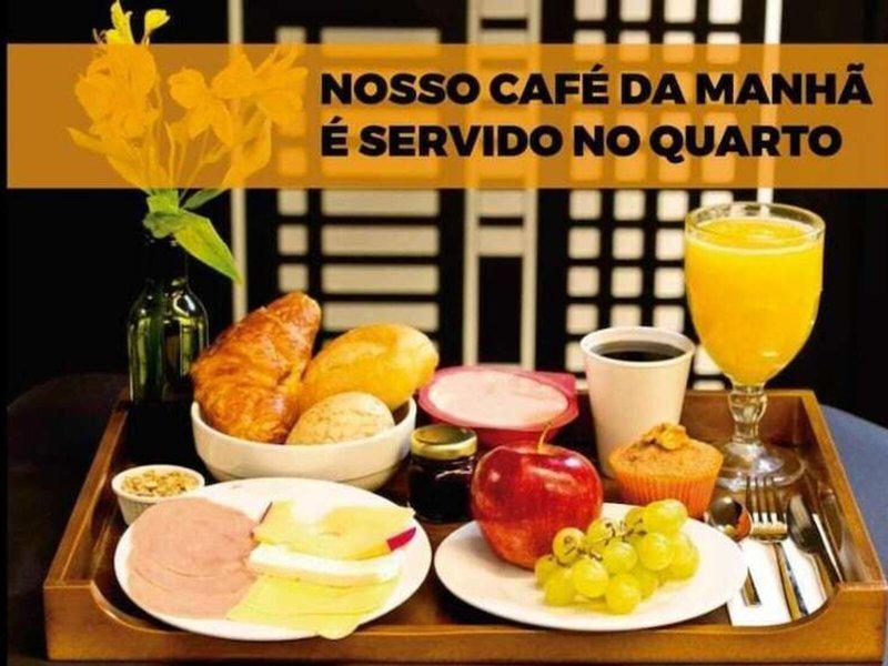 7065EE2811D76D3A41B3E3A8F342D51B