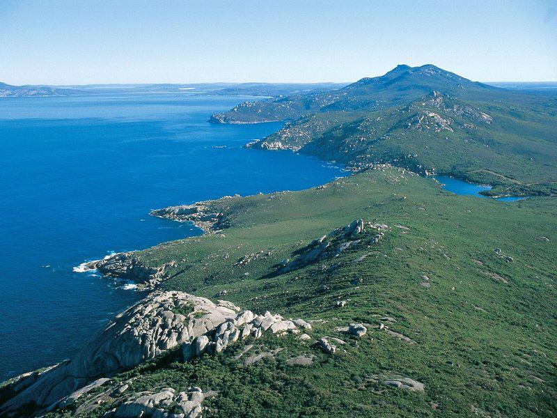 92C3E332B90A803422F951C1F8A5E61C