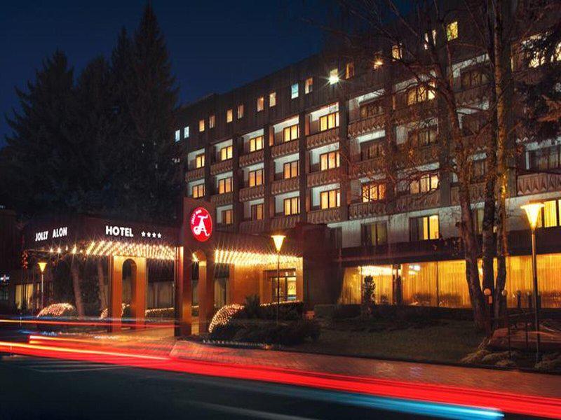 6F40748FE47447264BCA66AC62B60281