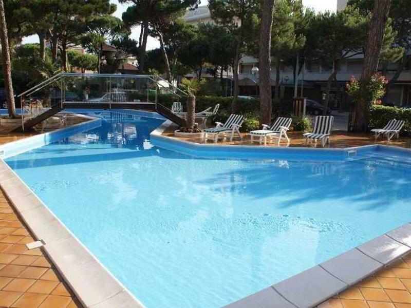 1DEB4843482ABD17999BE61BBE618596