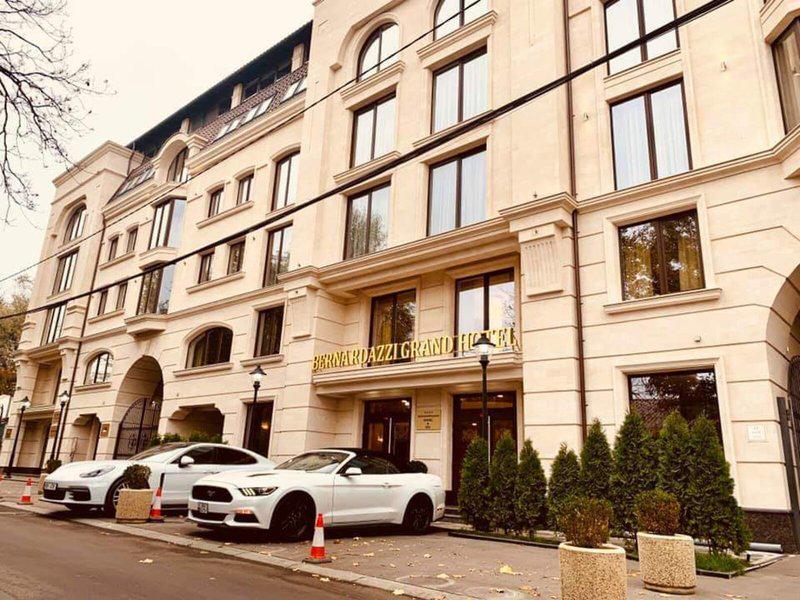 FF5DE8AEC67DA1E9A6878D01FE42E7A1