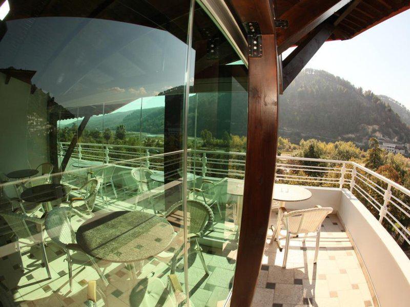 96A27D06475521A1EFA3AE52CB33AA2C