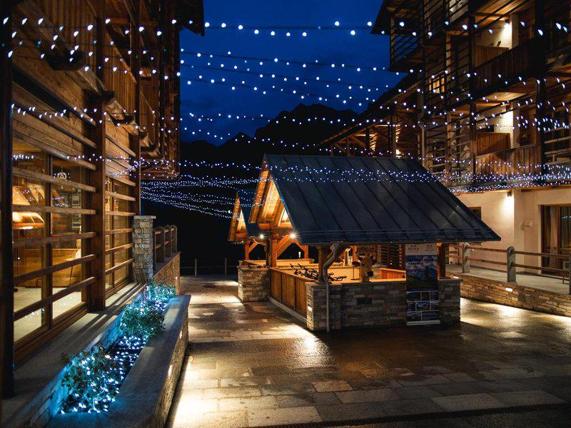 4E9394A1E981D3E2F1C353078BDD8121