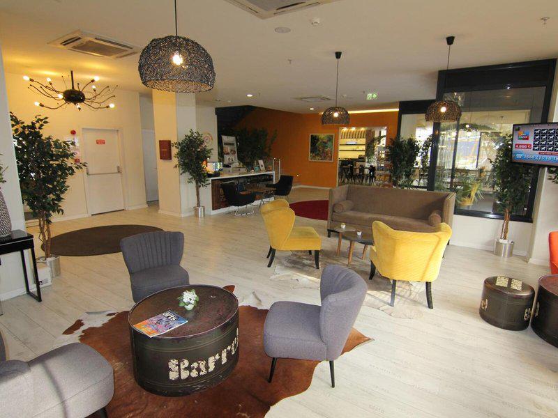 BB46AB7DA887C386A1C2281C66A71E06