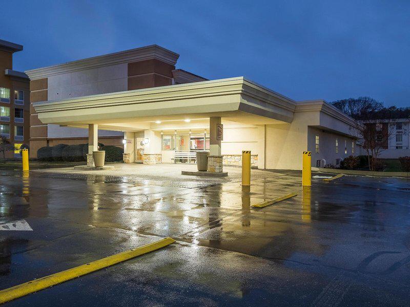 89D11134BCD099D32A39A9910080E791