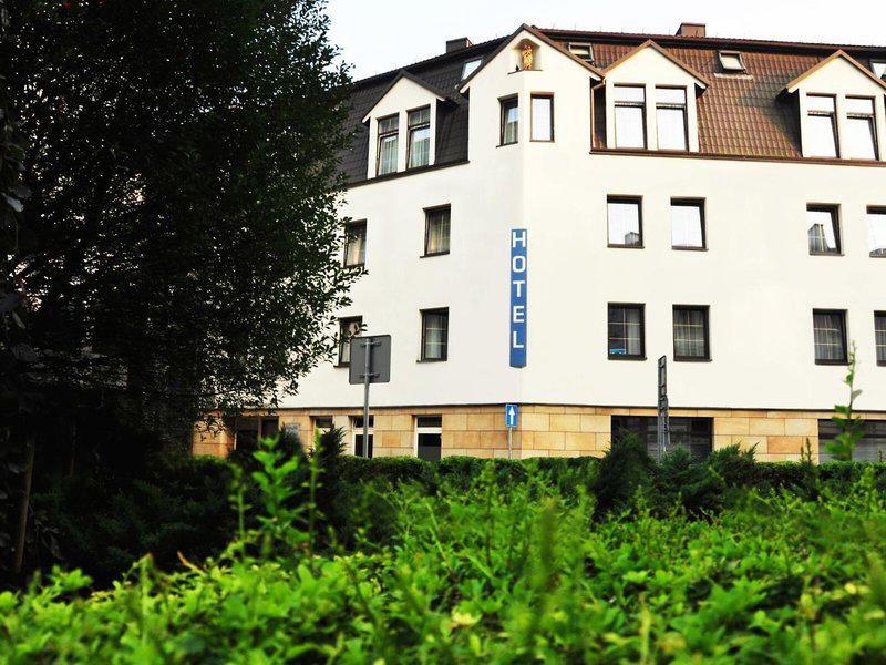 EE59031896F3A4E5A183F66CD52FC1BB