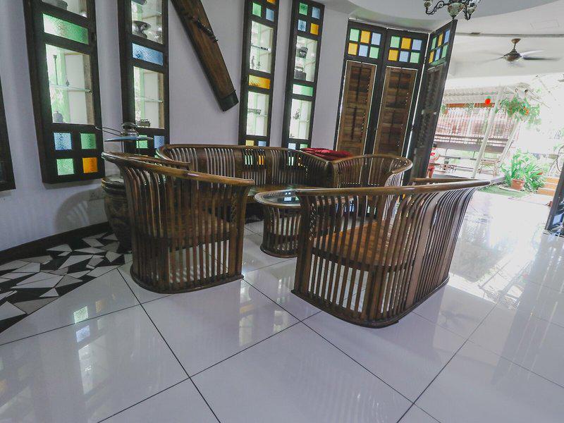 82F3E0DFAA35E06EC0D6DB31BECB5D8F