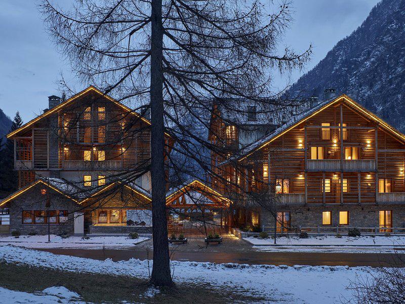 3224F9D177803399DA144D563AC2C35F