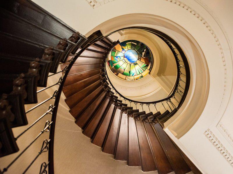 B946070C65A1779B66B6BFE9B6628F4E