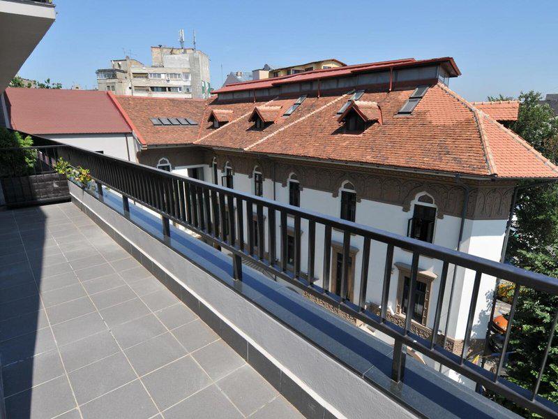 02B1DB6695B0D6E3DFB46D0AADD271BA