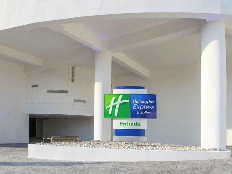 648975193C7C3AA2910979D1727A9006