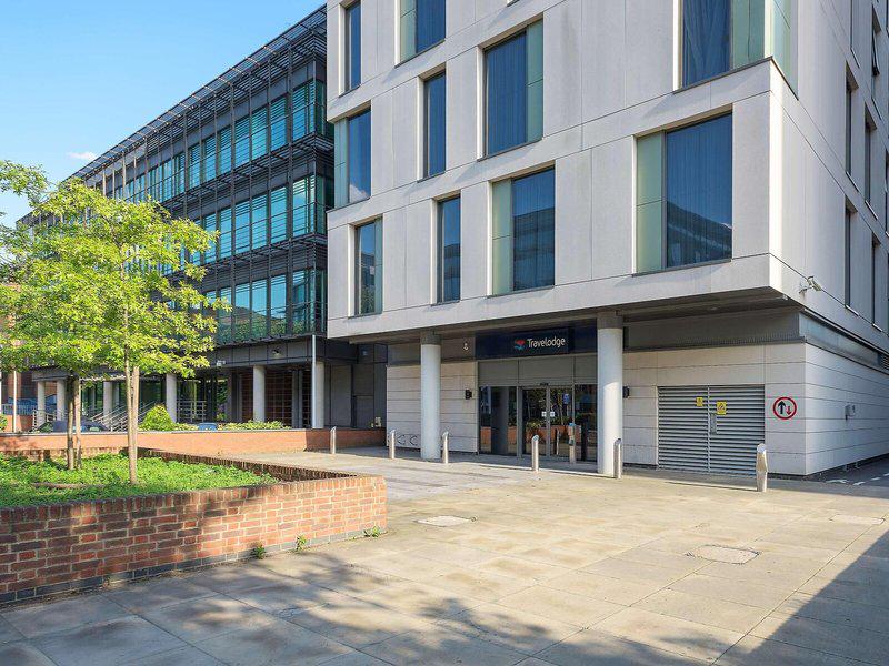 5052AA2B6F6359E1AD247EA3EE536AB3