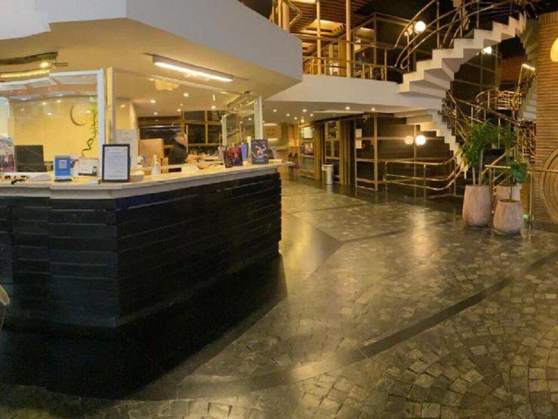 344CD7EEE39EE594FB61C32E83AF9CC6