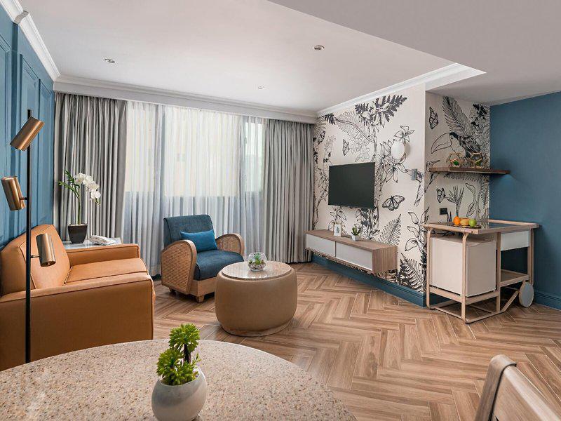 328795C9EFD7AF8B61E6449E05F61927