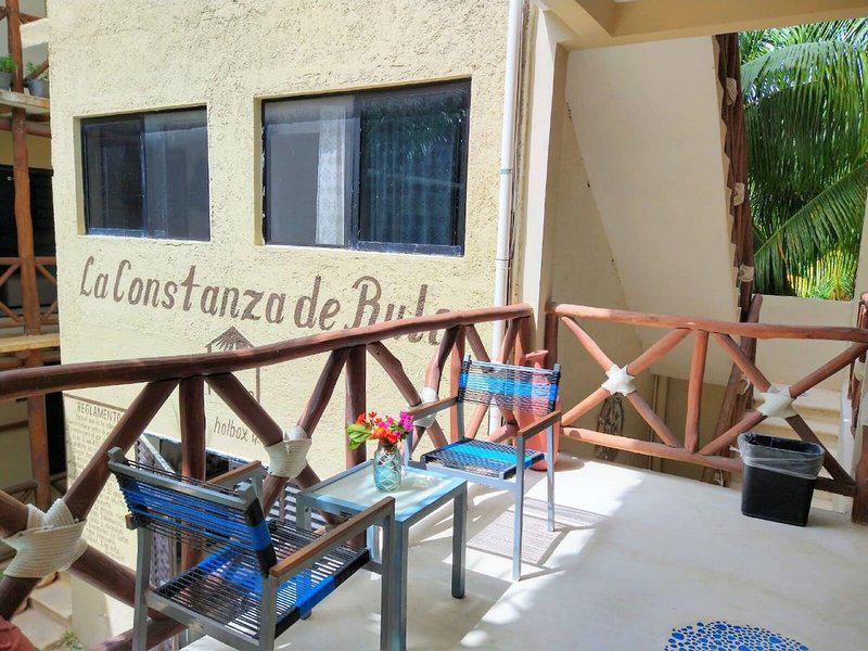 C27B66EB2A6511F3ED1FD6D5DEDE886B