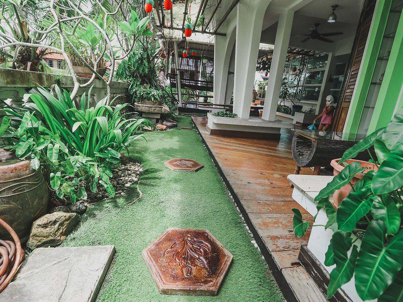 E4CDBA4EB700EEF6135C8E44F38C01D3