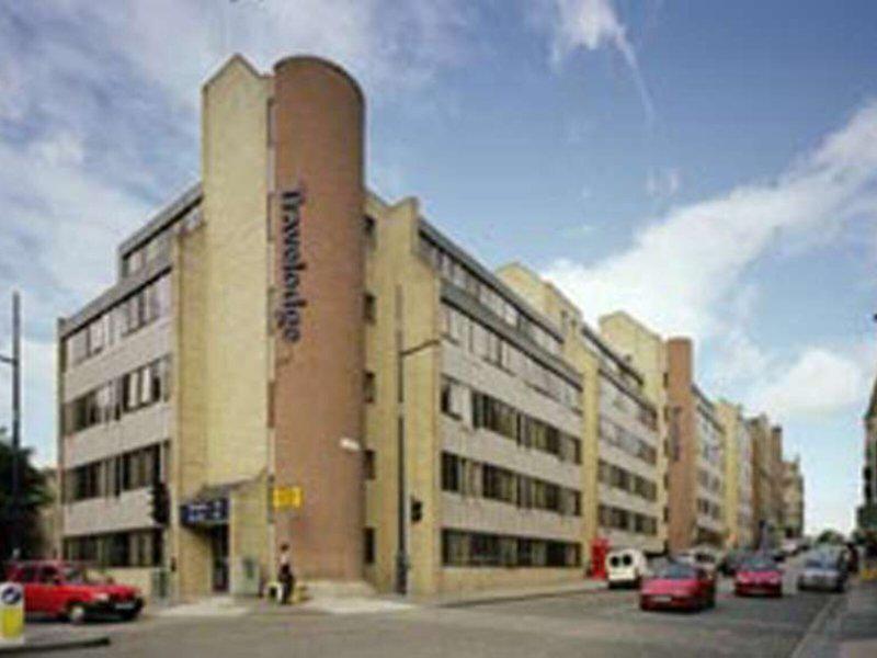 DA8ACCB1AE859C56419FF89894BAC993