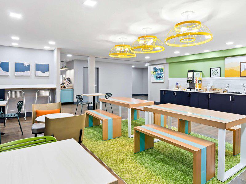 39EDA8D52520FD981D8A38635E2B910D