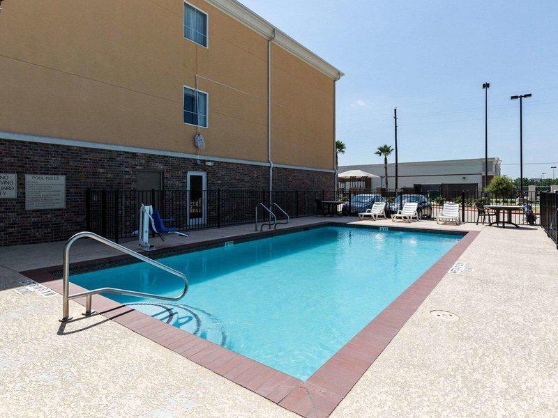 2219C17AAD27C3AF83CBDAAC46D92A11