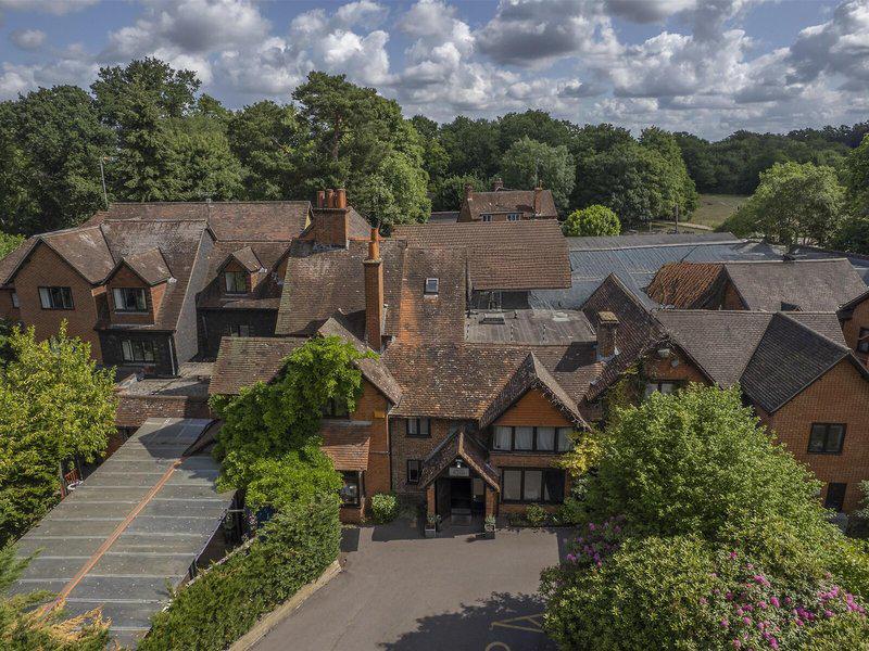 86B9C371E4ED073433DD0B76A7B801C4