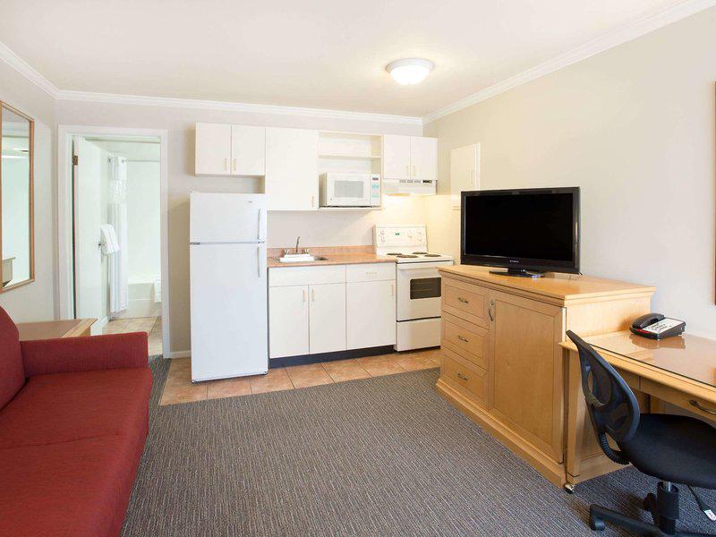 D7BC4F688E9F05CC9A905D7C02AEC91A