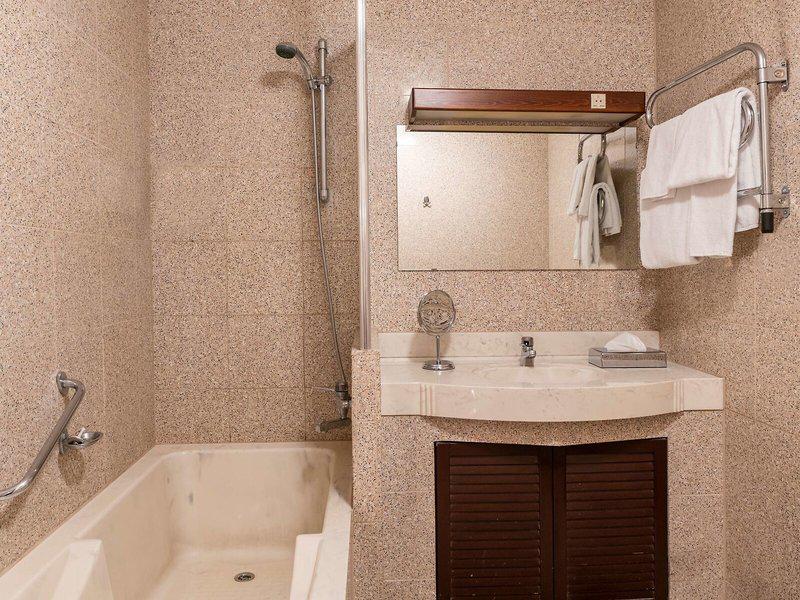 0F7DB7FD4D8AF04B1D4A2DAD6CBF2077